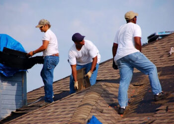 Roofing Siding Repair: Maintaining the Integrity of Your Building
